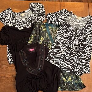 Bundle of 5 Women’s tops - Size Small